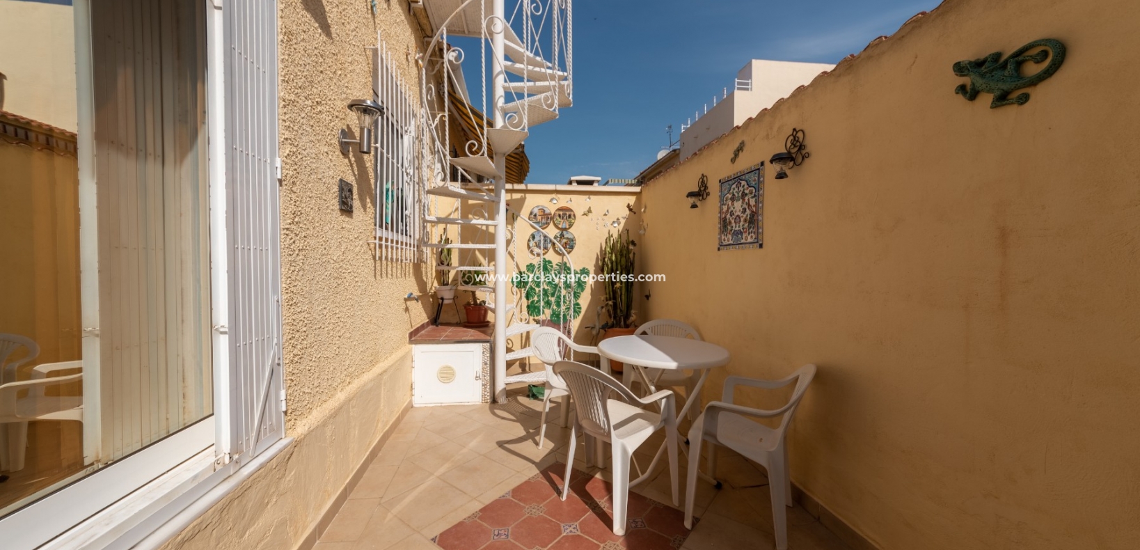 Resale - Reihenhaus - La Marina - Urb. La Marina