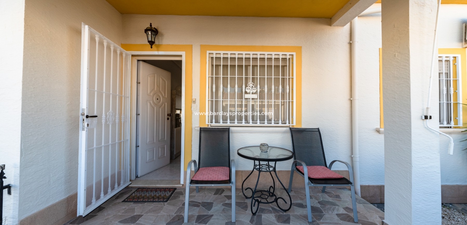 Resale - Reihenhaus - Urb. El Oasis - La Marina