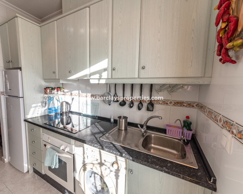 Resale - Reihenhaus - Urb. El Oasis - La Marina