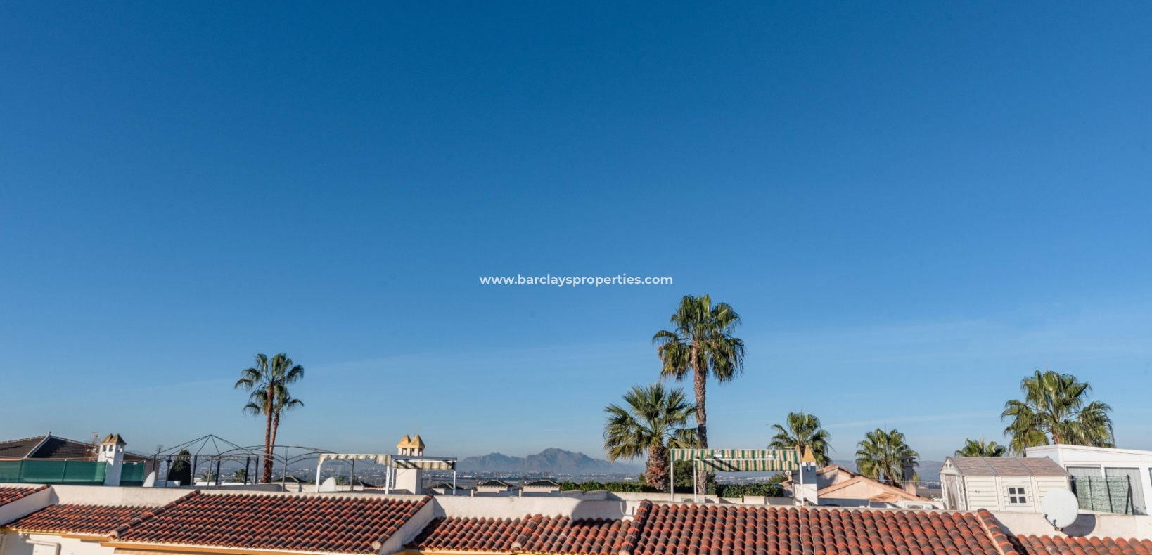 Resale - Reihenhaus - Urb. El Oasis - La Marina