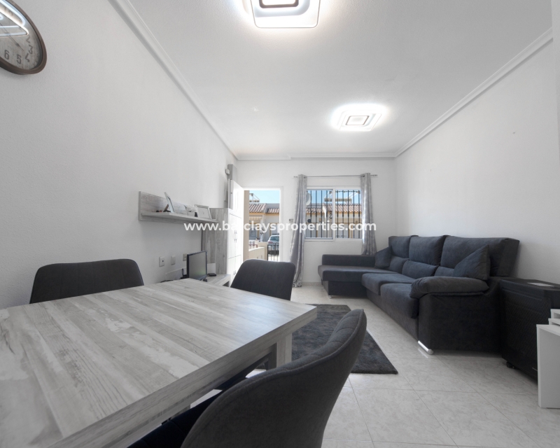 Resale - Reihenhaus - Urb. El Oasis - La Marina