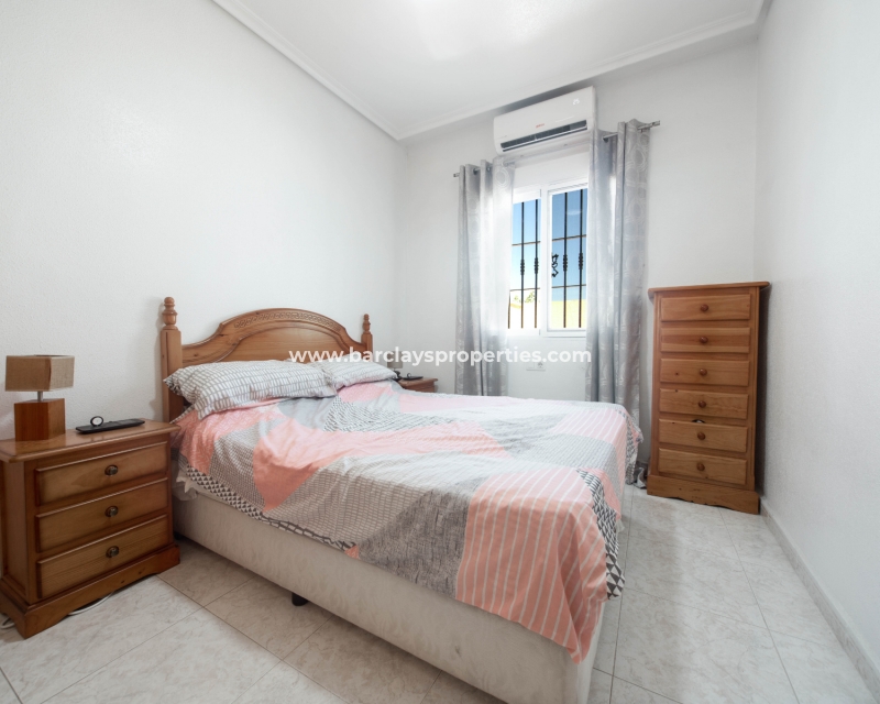 Resale - Reihenhaus - Urb. El Oasis - La Marina