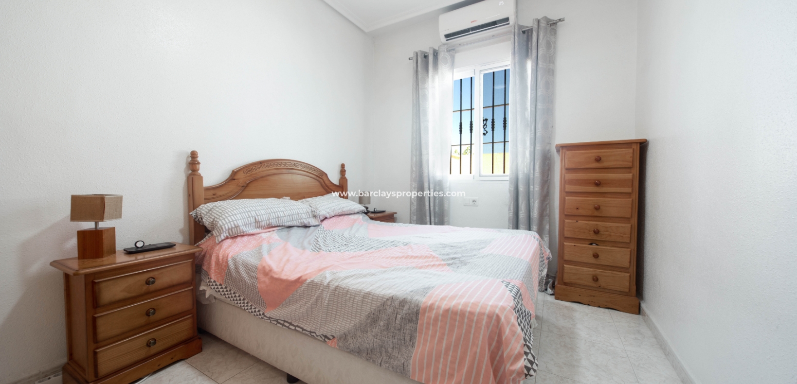 Resale - Reihenhaus - Urb. El Oasis - La Marina