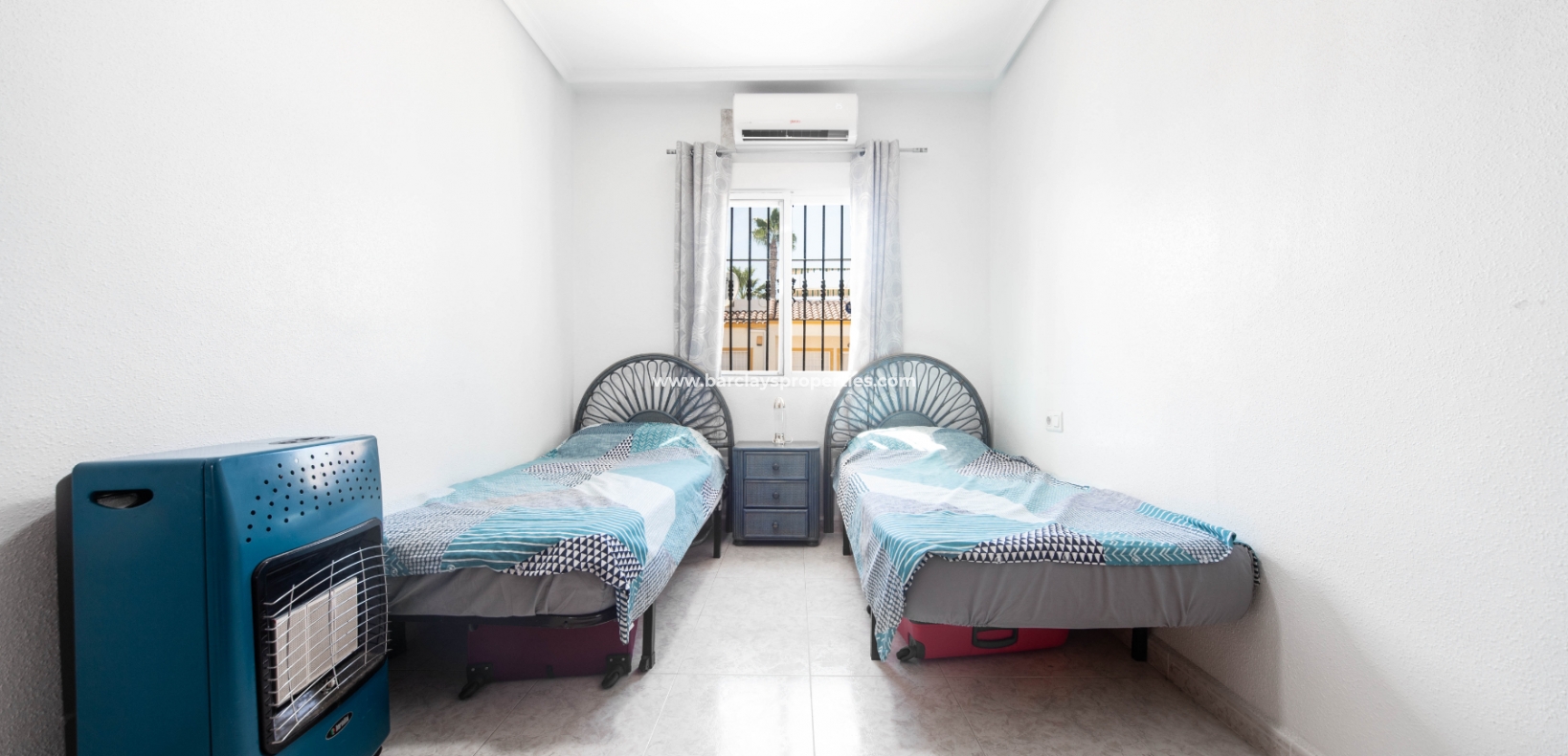 Resale - Reihenhaus - Urb. El Oasis - La Marina