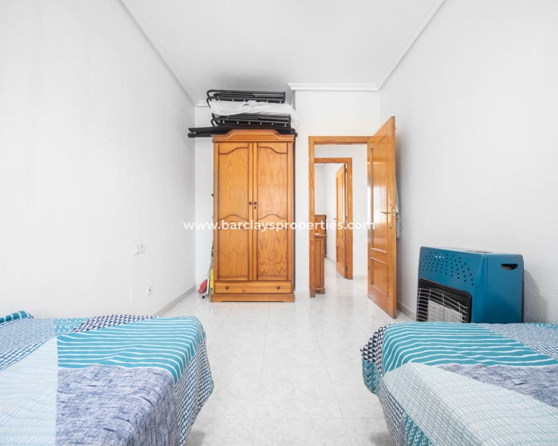 Resale - Reihenhaus - Urb. El Oasis - La Marina