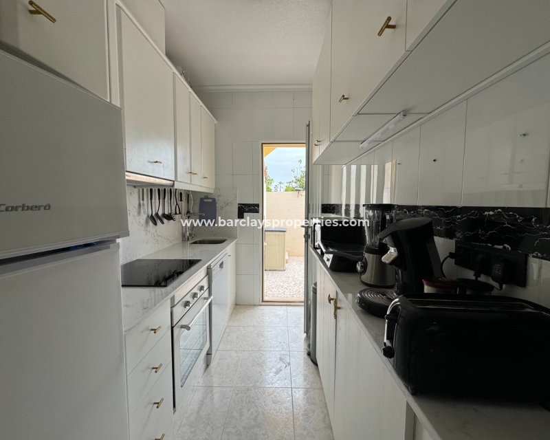 Resale - Reihenhaus - Urb. El Oasis - La Marina