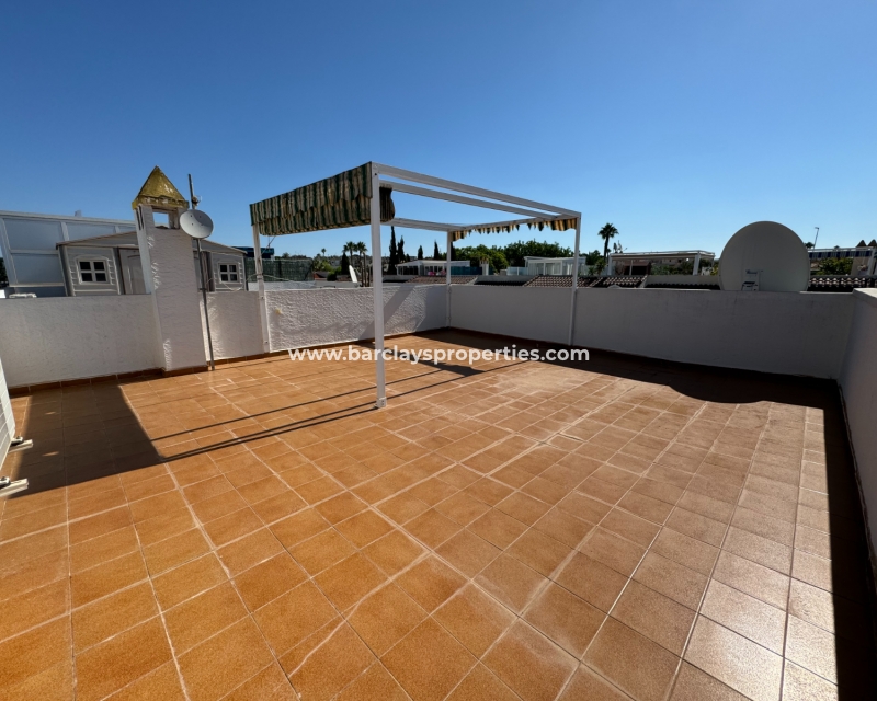 Resale - Reihenhaus - Urb. El Oasis - La Marina