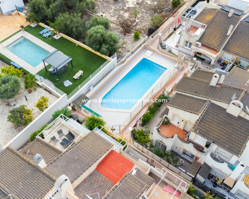 Resale - Reihenhaus - Urb. El Oasis - La Marina
