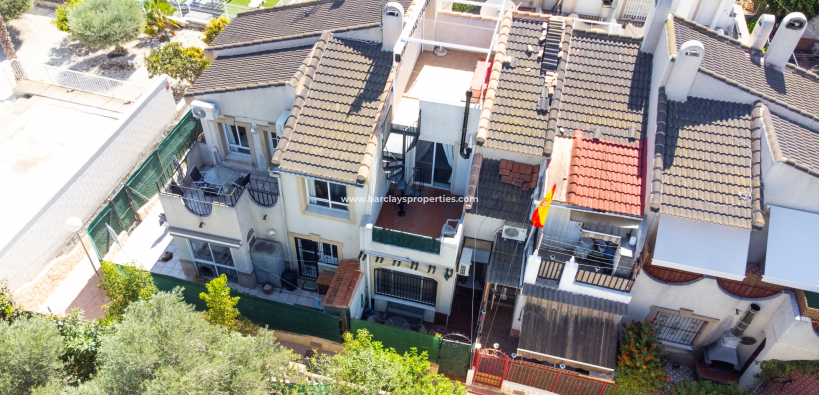 Resale - Reihenhaus - Urb. El Oasis - La Marina