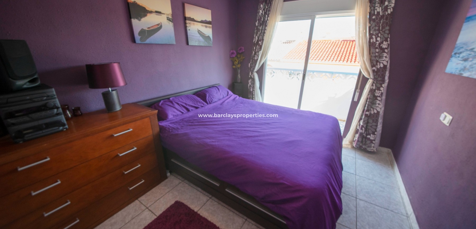 Resale - Reihenhaus - Urb. La Marina