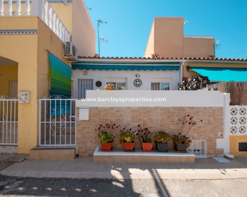 Resale - Reihenhaus - Urb. La Marina