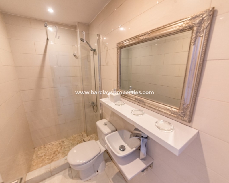 Resale - Reihenhaus - Urb. La Marina