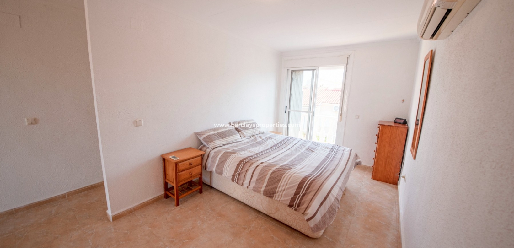 Resale - Reihenhaus - Urb. La Marina