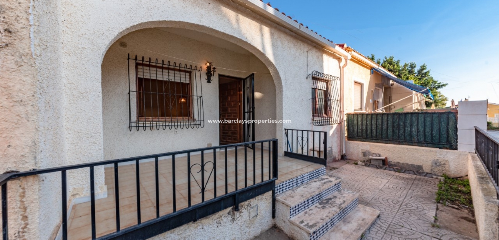 Resale - Reihenhaus - Urb. La Marina