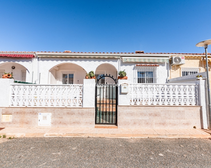 Resale - Reihenhaus - Urb. La Marina