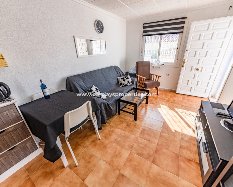 Resale - Reihenhaus - Urb. La Marina