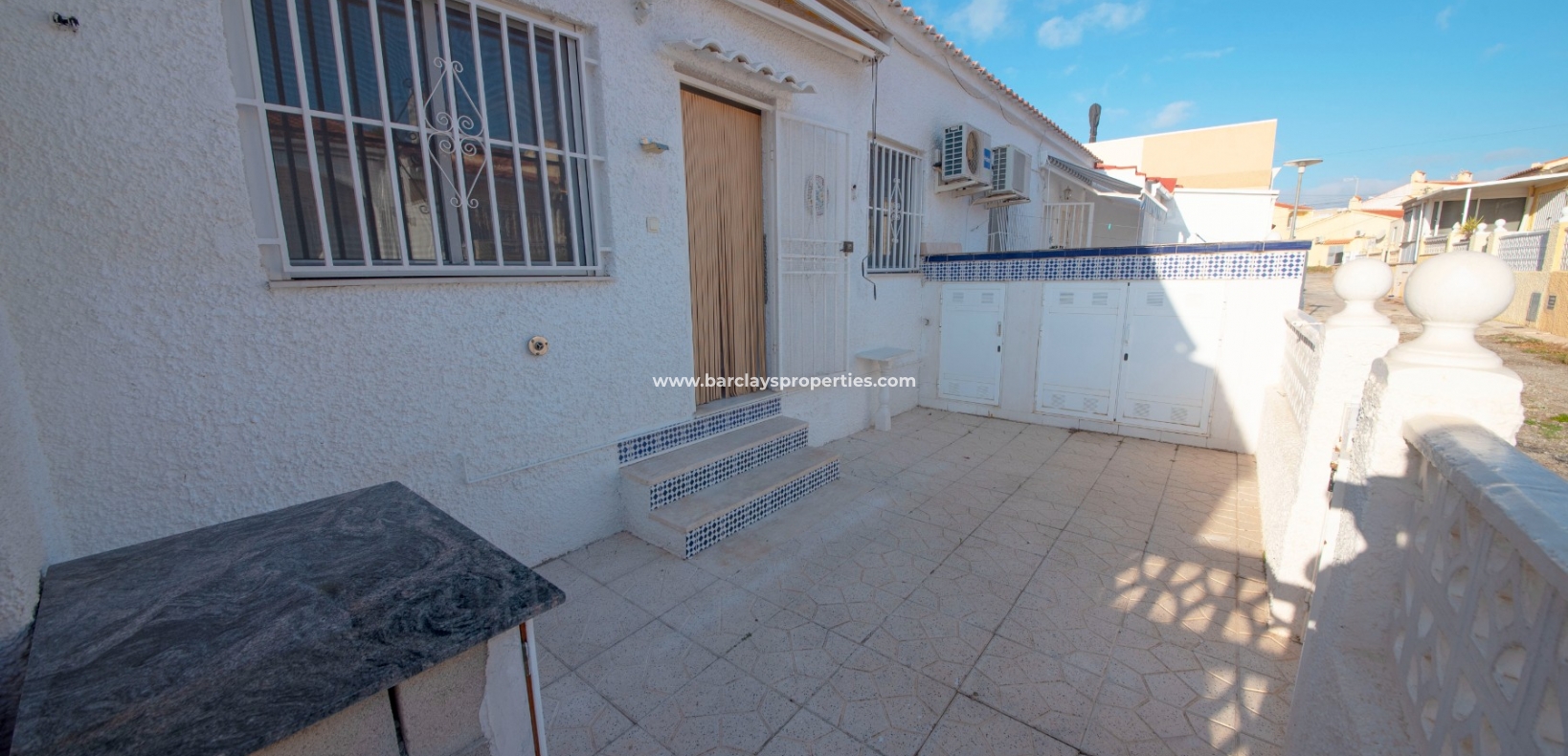 Resale - Reihenhaus - Urb. La Marina