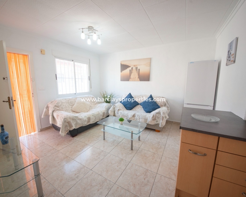 Resale - Reihenhaus - Urb. La Marina