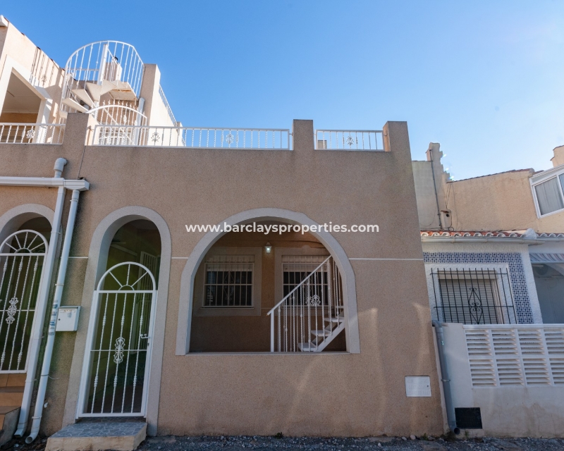 Resale - Reihenhaus - Urb. La Marina