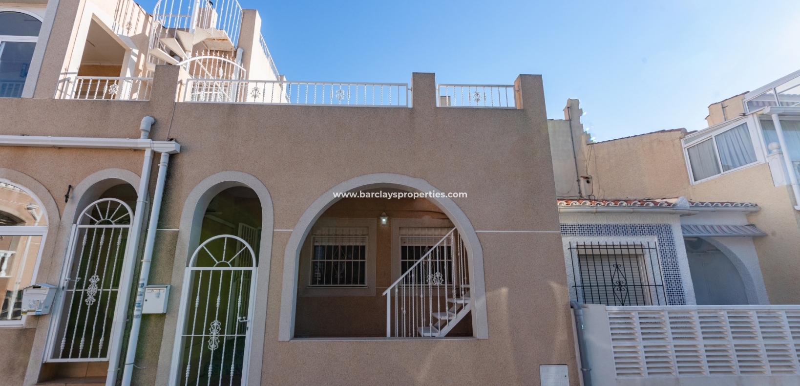 Resale - Reihenhaus - Urb. La Marina