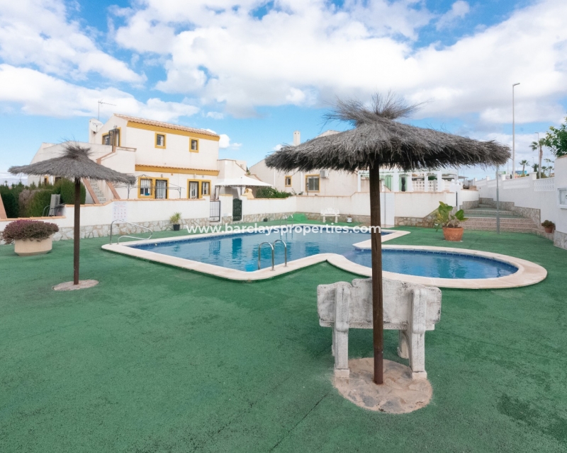 Resale - Reihenhaus - Urb. La Marina