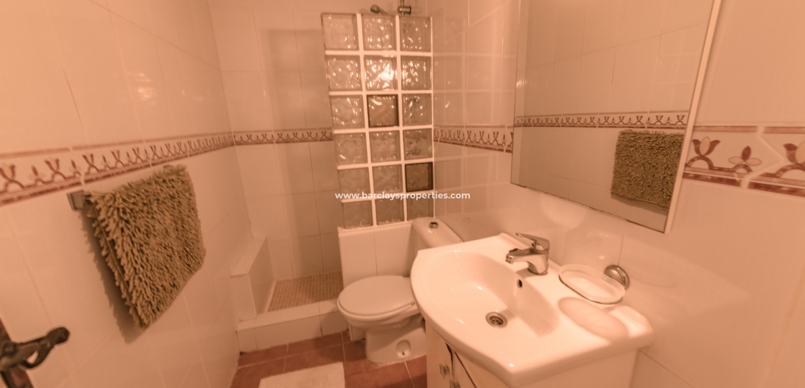 Resale - Reihenhaus - Urb. La Marina