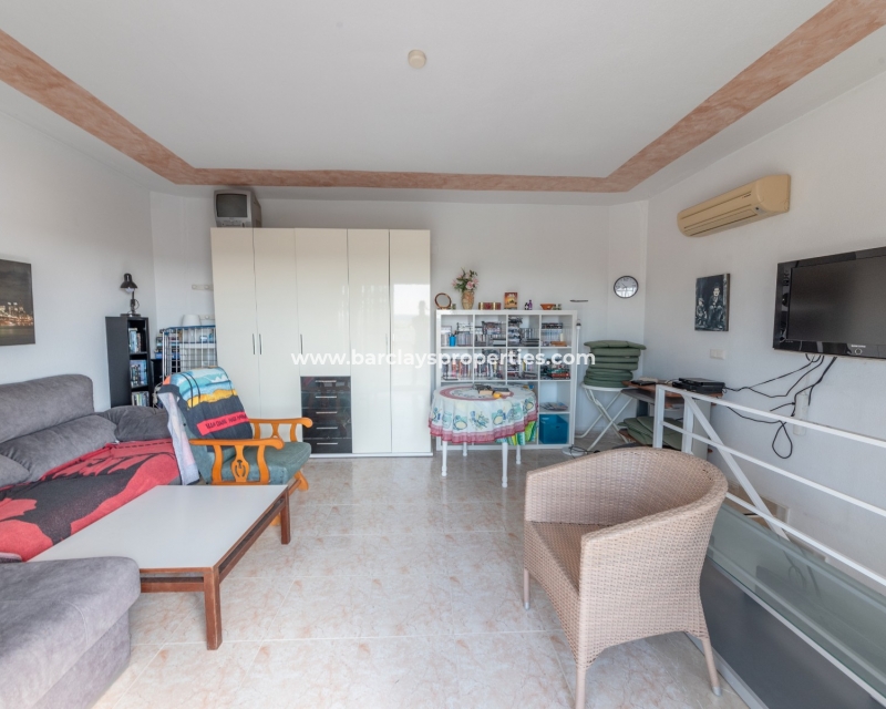 Resale - Reihenhaus - Urb. La Marina