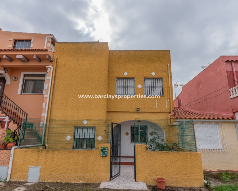 Resale - Reihenhaus - Urb. La Marina