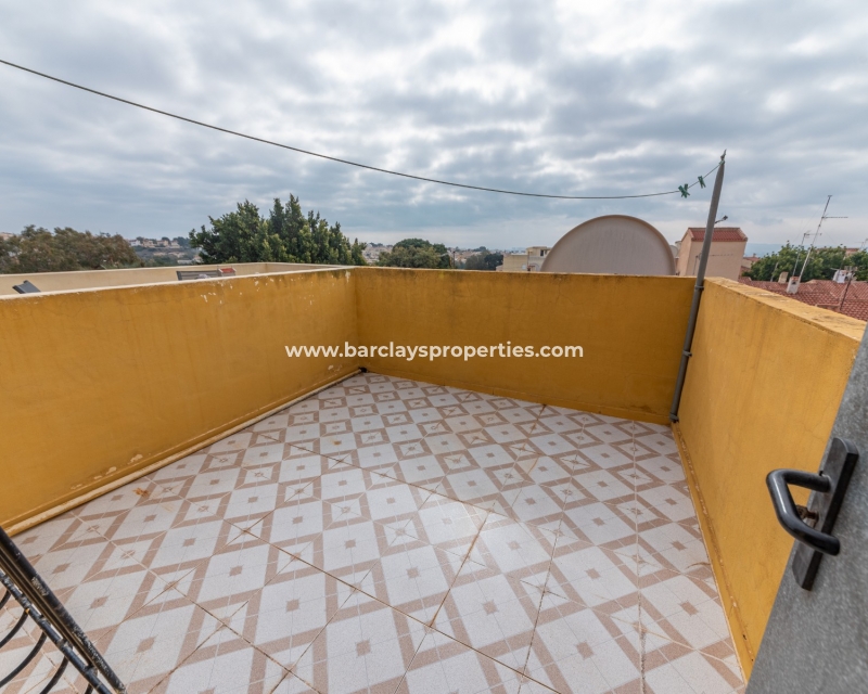 Resale - Reihenhaus - Urb. La Marina