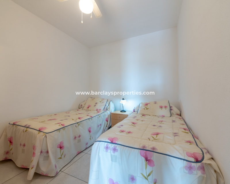 Resale - Reihenhaus - Urb. La Marina