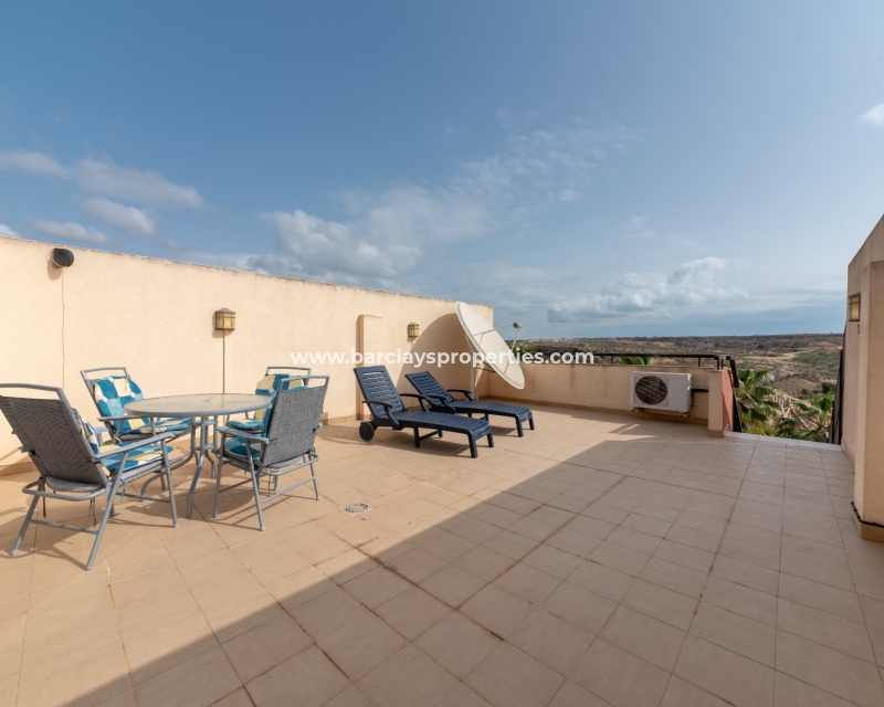 Resale - Reihenhaus - Urb. La Marina