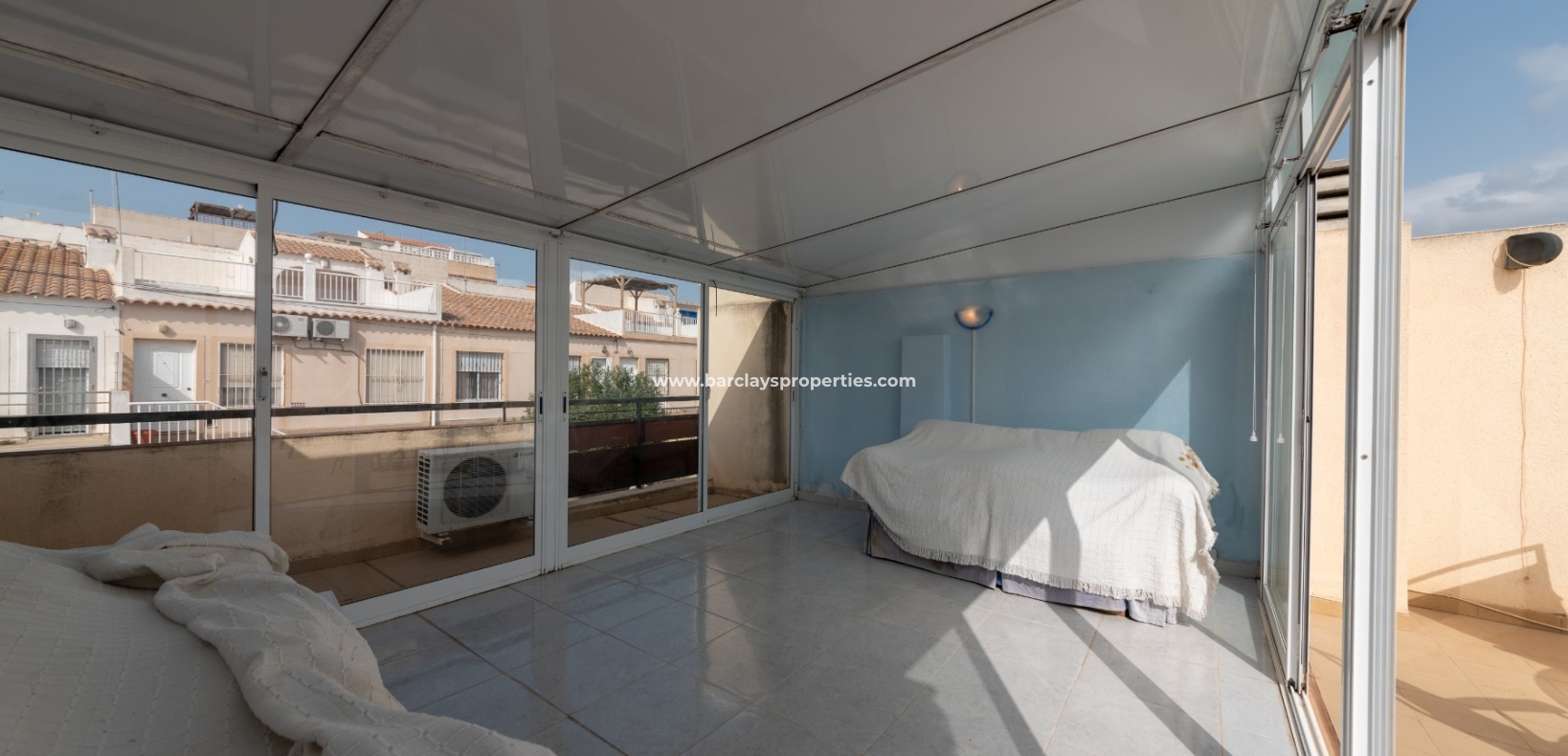 Resale - Reihenhaus - Urb. La Marina