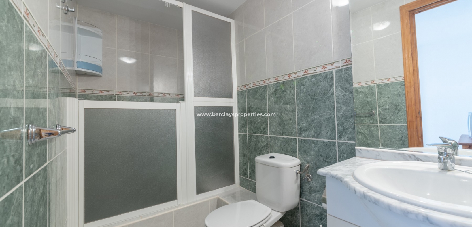 Resale - Reihenhaus - Urb. La Marina