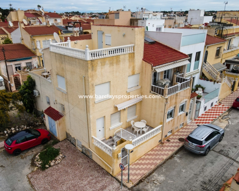 Resale - Reihenhaus - Urb. La Marina