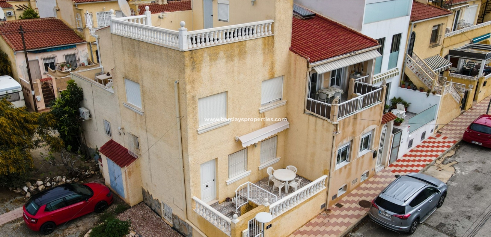 Resale - Reihenhaus - Urb. La Marina