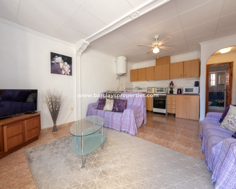 Resale - Reihenhaus - Urb. La Marina