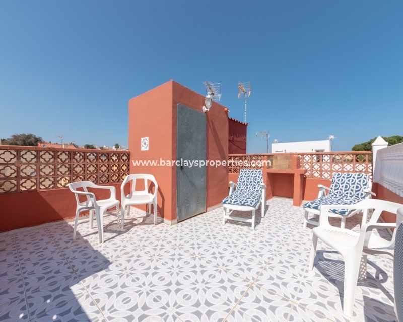 Resale - Reihenhaus - Urb. La Marina