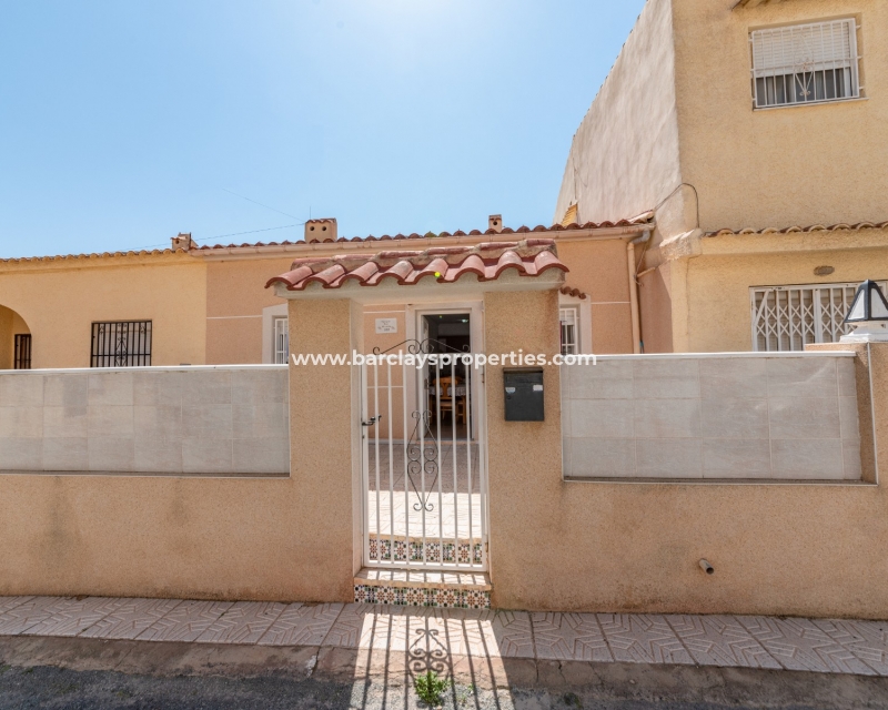 Resale - Reihenhaus - Urb. La Marina