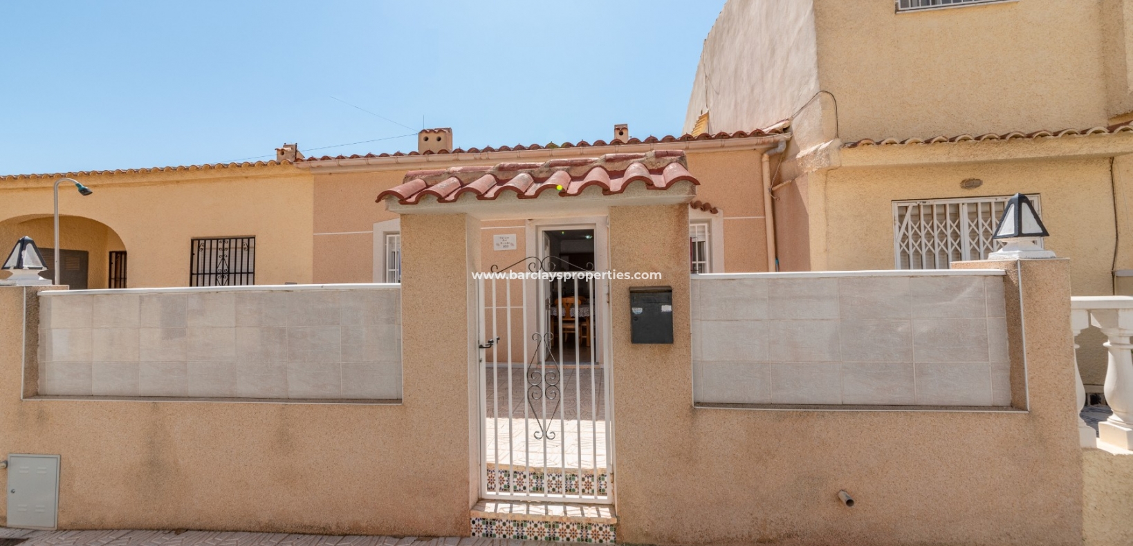 Resale - Reihenhaus - Urb. La Marina