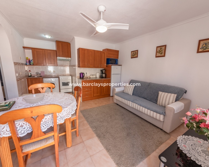 Resale - Reihenhaus - Urb. La Marina