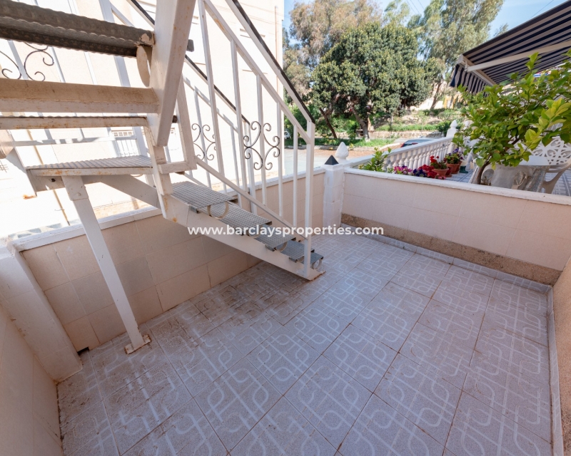 Resale - Reihenhaus - Urb. La Marina