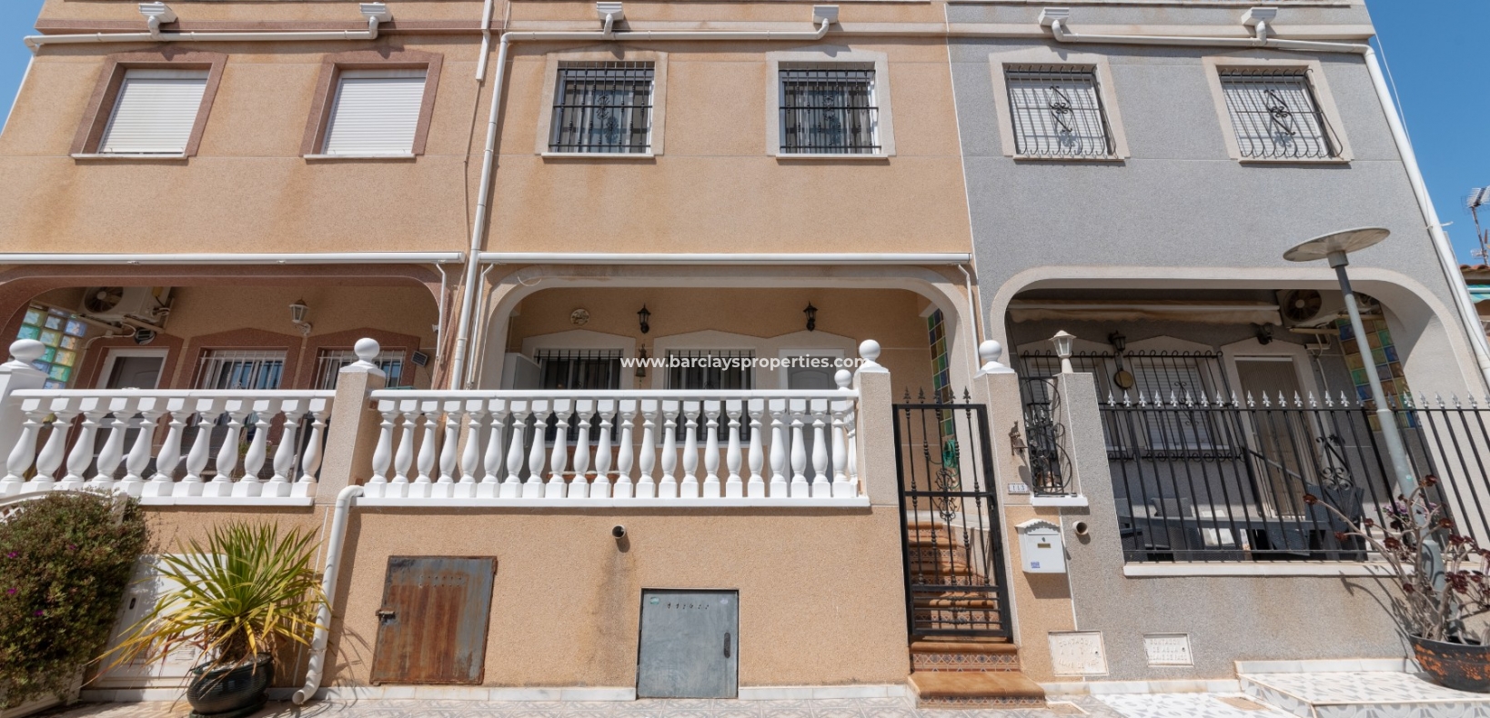 Resale - Reihenhaus - Urb. La Marina