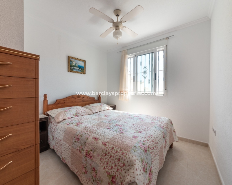 Resale - Reihenhaus - Urb. La Marina