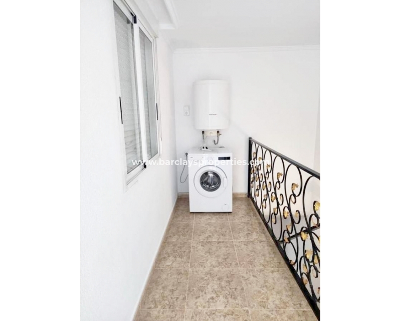 Resale - Reihenhaus - Urb. La Marina