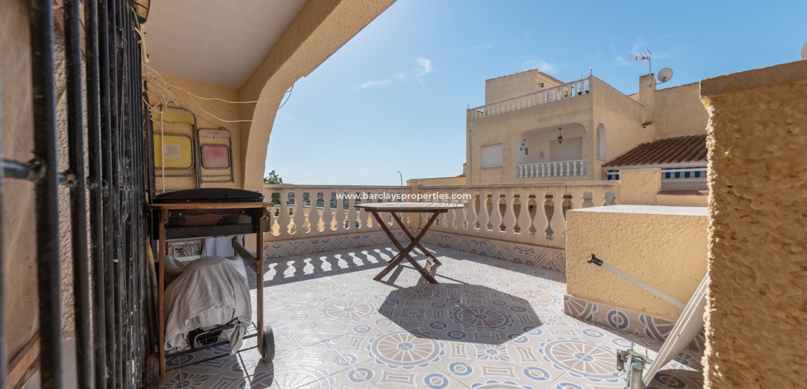 Resale - Reihenhaus - Urb. La Marina