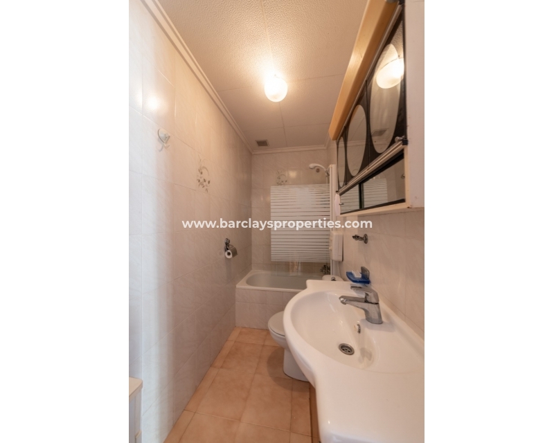 Resale - Reihenhaus - Urb. La Marina