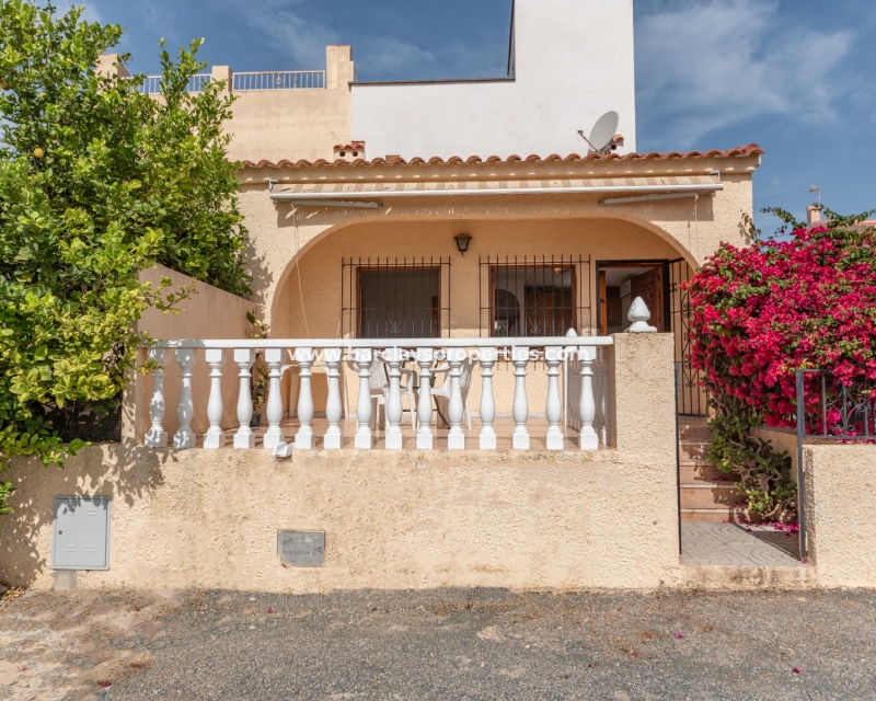 Resale - Reihenhaus - Urb. La Marina