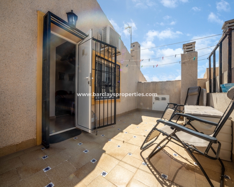 Resale - Reihenhaus - Urb. La Marina