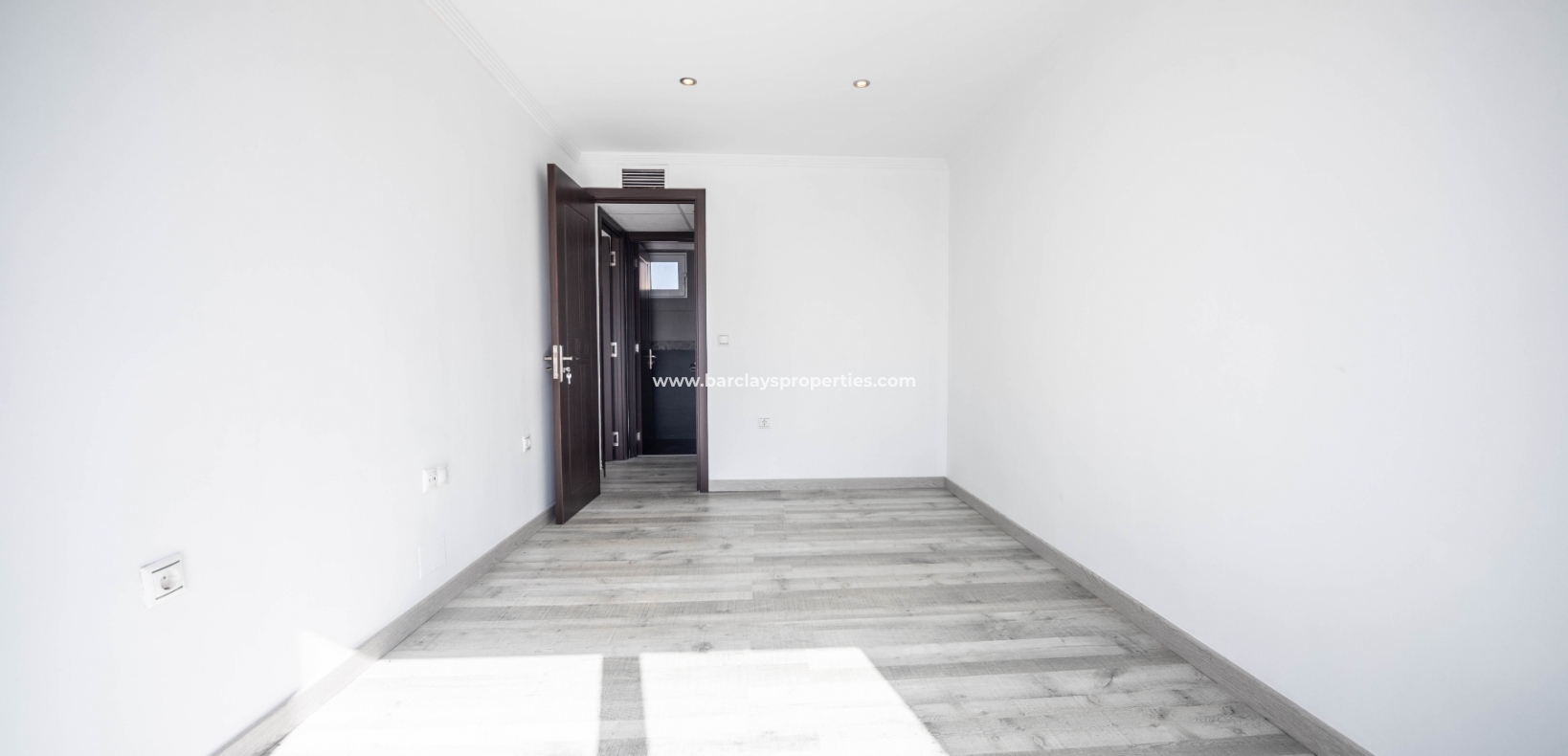 Resale - Reihenhaus - Urb. La Marina