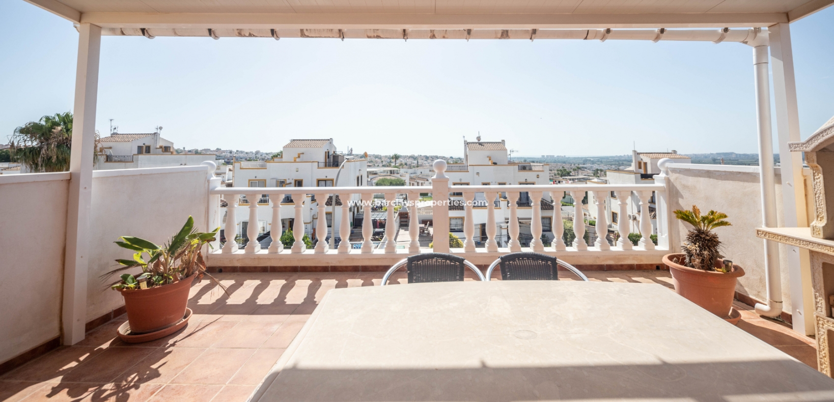 Resale - Reihenhaus - Urb. La Marina